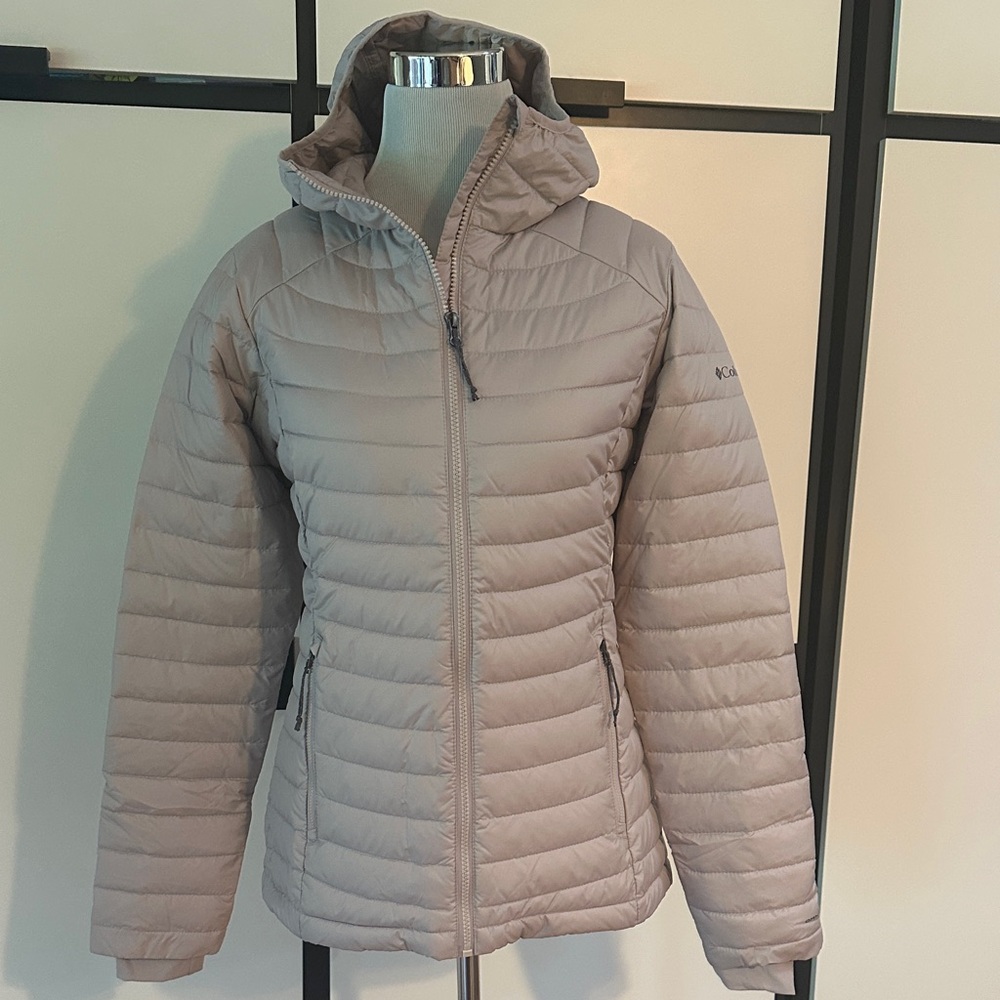 Columbia Women's Mauve lightweight Puffer Jacket